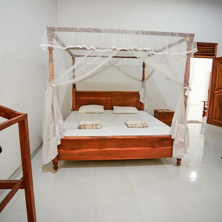 Serene Home Stay Udawalawe Ngoại thất bức ảnh