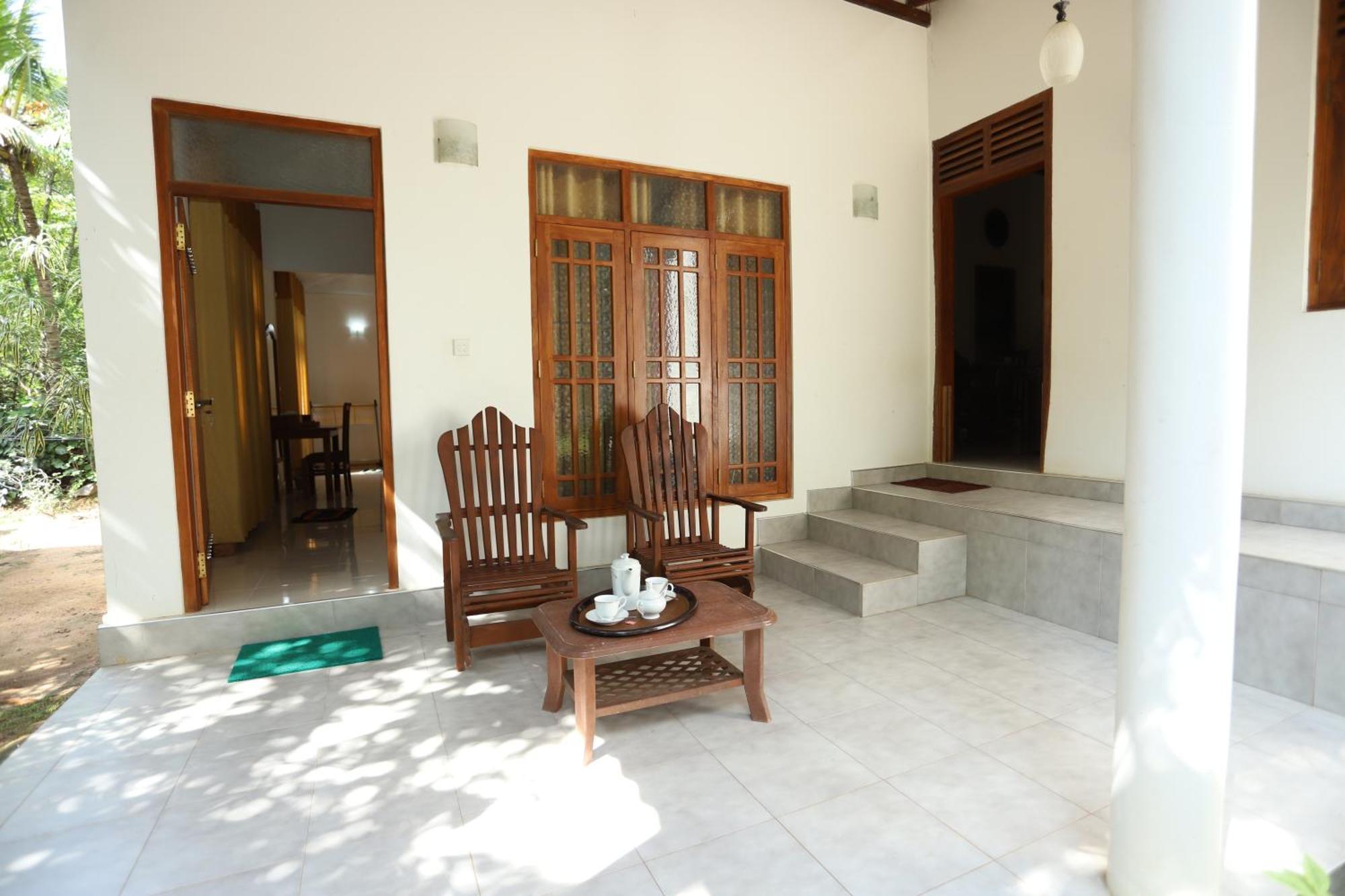 Serene Home Stay Udawalawe Ngoại thất bức ảnh